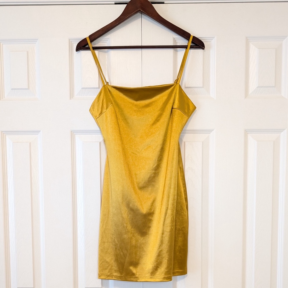 Nordstrom All In Favour  Gold Yellow Dress Size M